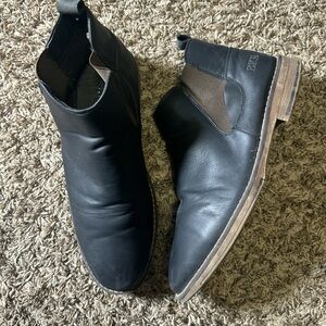 BKE Black Leather Chelsea Boots with Brown Elastic Panels Size 12